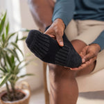 Load image into Gallery viewer, IOMI Footnurse Merino Wool Walker Diabetic Boot Socks
