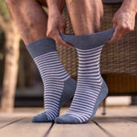 Load image into Gallery viewer, GENTLE GRIP 3Pk Holiday Crew Socks - Men's