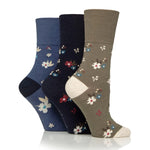Load image into Gallery viewer, GENTLE GRIP 3Pk Crew Socks- Floral - Womens 4-8