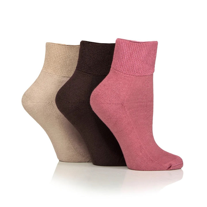 IOMI FOOTNURSE 3Pk Bamboo Diabetic Cushion Foot Ankle Socks