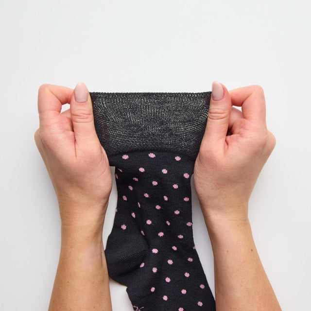 GENTLE GRIP 3PK Crew Socks Patterned Spot - Women's