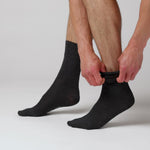 Load and play video in Gallery viewer, GENTLE GRIP 3PK Business Socks-Fun Feet-Mens 6-11
